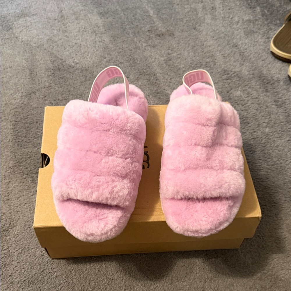 UGG Pink Fluffy Women's Slippers